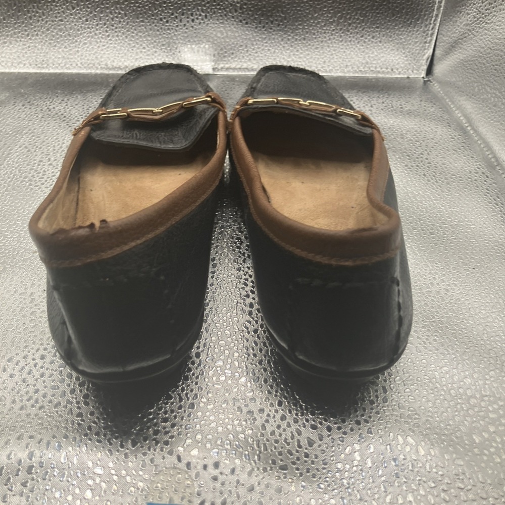 Aerosoles 6.5 Black Loafer EUC Slip On - Picture 4 of 8